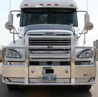                           FREIGHTLINER COLUMBIA Bumper.  Heavy Duty Semi Truck Bumper from ALI ARC.  2 Post Deer Protection Semi Truck Bumper.