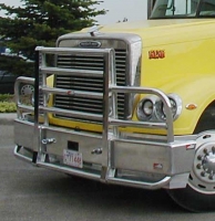               FREIGHTLINER CORONADO Bumper.  Heavy Duty Semi Truck Bumper from ALI ARC.  2 Post Deer Protection Semi Truck Bumper.