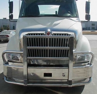 INTERNATIONAL 8000 Bumper. Heavy Duty Semi Truck Bumper from ALI ARC.    2 Post Deer Protection Semi Truck Bumper.