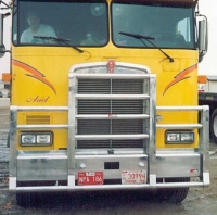 KENWORTH K100 Bumper. EVOLUTION Heavy Duty Semi Truck Bumper from ALI ARC. 4 Post Moose Protection Semi Truck Bumper.