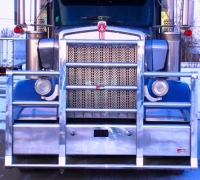                  KENWORTH W900L Bumper. EVOLUTION.  Heavy Duty Semi Truck Bumper from ALI ARC. 4 Post Moose Protection Semi Truck Bumper.