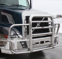 VOLVO VNL Bumper.  EVOLUTION Bumper.  2nd Generation Bumper.  2003 and Newer.  Heavy Duty Semi Truck Bumper from ALI ARC. 4 Post Moose Protection Semi Truck Bumper.